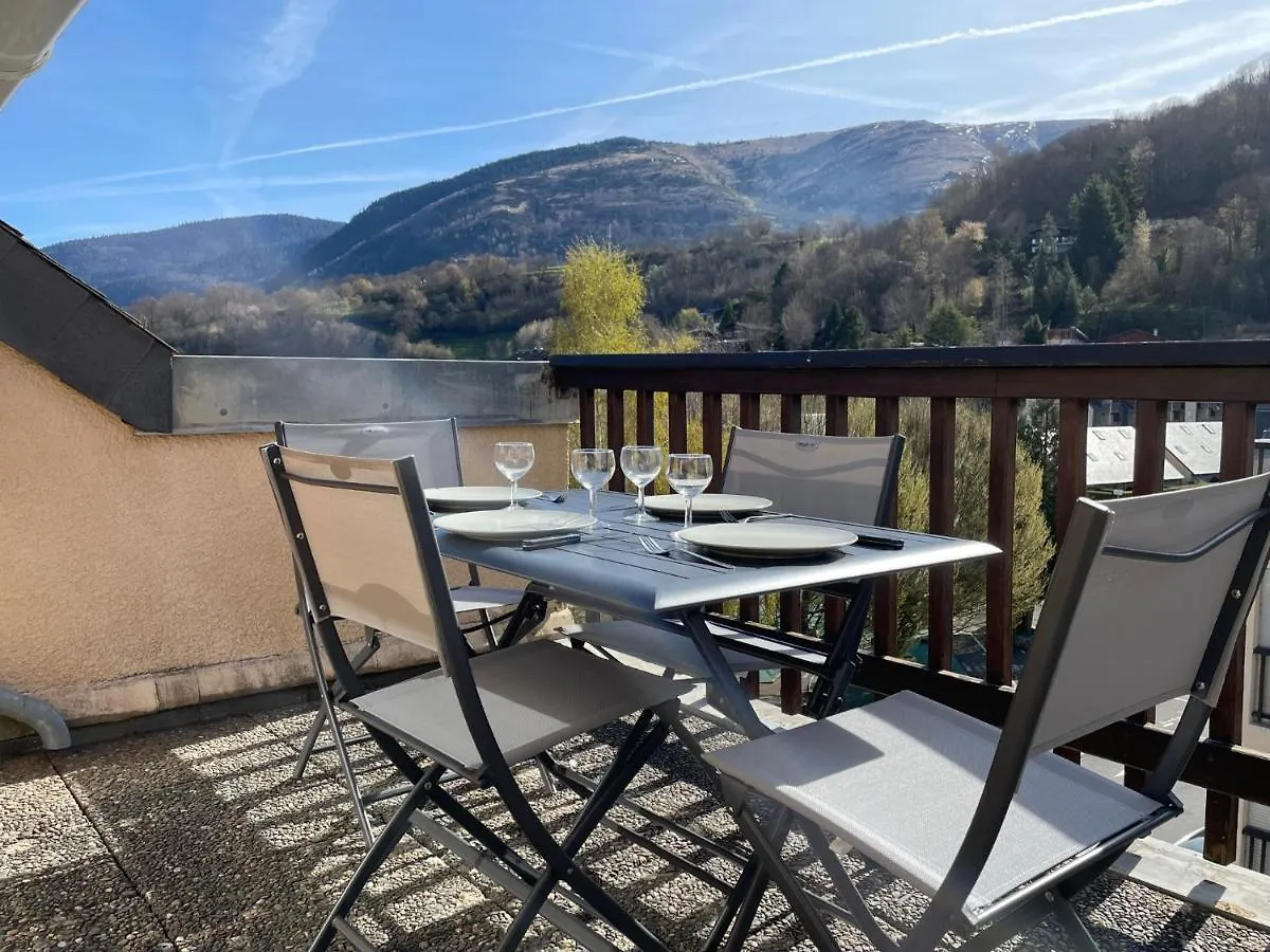 Centre village Appartement avec terrasse 2 chambres et 1 alcôve Jusqu à 6 personnes Saint-Lary-Soulan